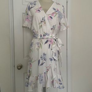 LC Lauren Conrad Faux Wrap Flower Dress Sz S